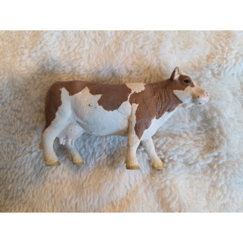 Schleich Simmental Cow Animal Farm Figure Pvc We 2015 White Brown Barn Yard